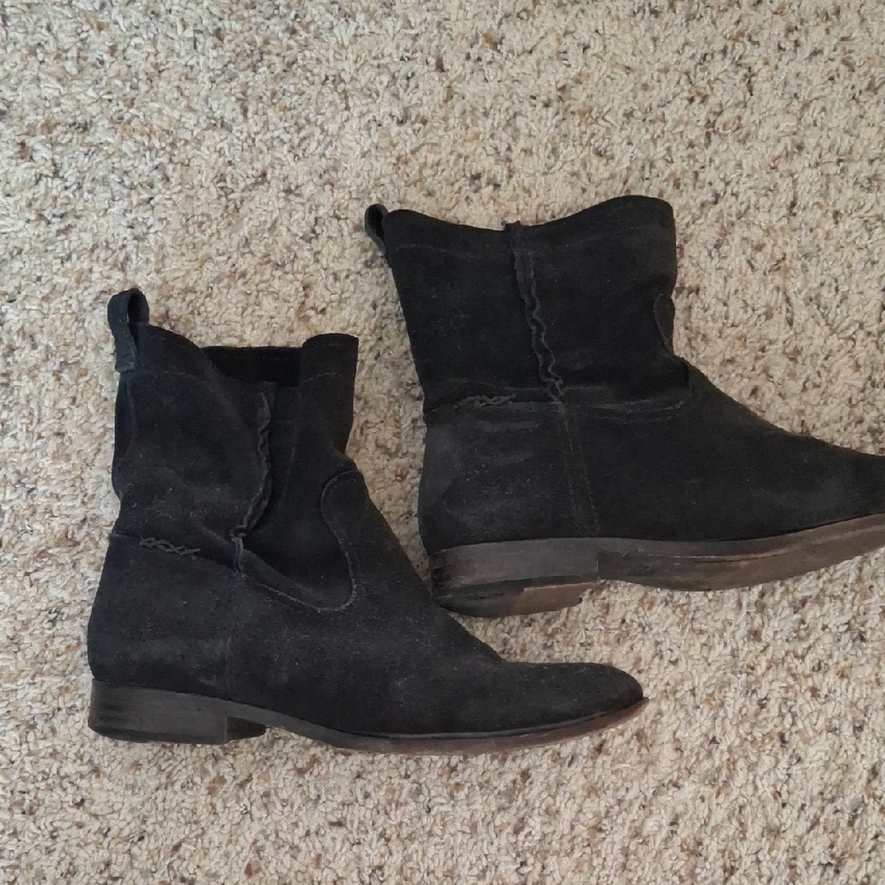 Frye Black Suede Ankle Boots Size 8.5